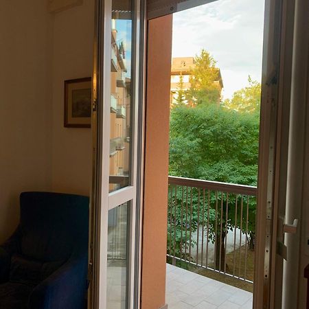 Comfortable Apartament 2 Bedroom Suitable 2-5 Pax Bolonia Zewnętrze zdjęcie