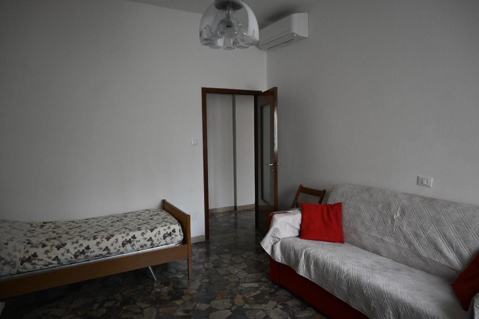 Comfortable Apartament 2 Bedroom Suitable 2-5 Pax Bolonia Zewnętrze zdjęcie